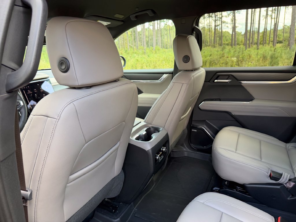 New 2027 GMC Acadia Elevation w/ Black Edition FWD image 24