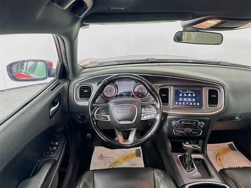 Used 2020 Dodge Charger SXT w/ Leather Interior Group image 23