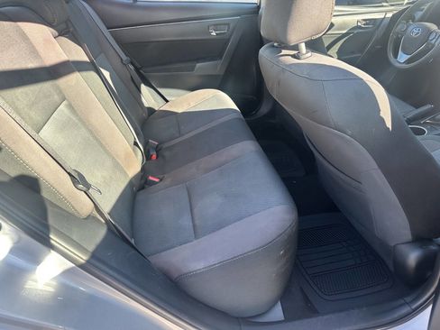 Used 2017 Toyota Corolla LE image 13