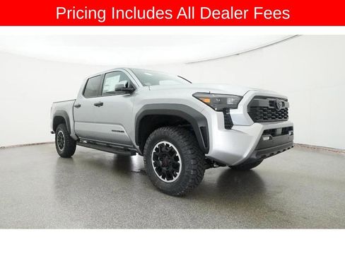 New 2025 Toyota Tacoma TRD Off-Road AWD/4WD image 48