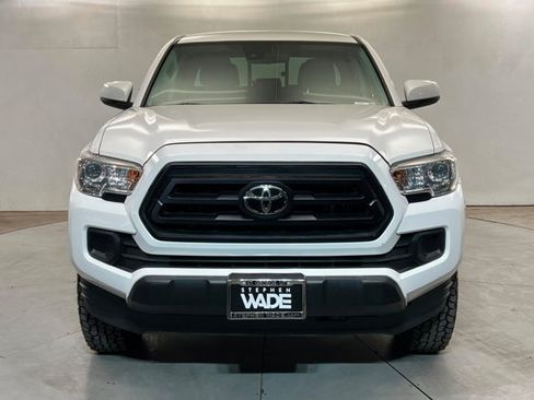 Used 2022 Toyota Tacoma SR w/ SR Convenience Package RWD image 8