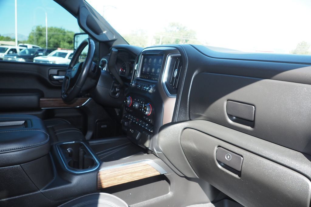 Used 2020 Chevrolet Silverado 2500 High Country AWD/4WD image 23