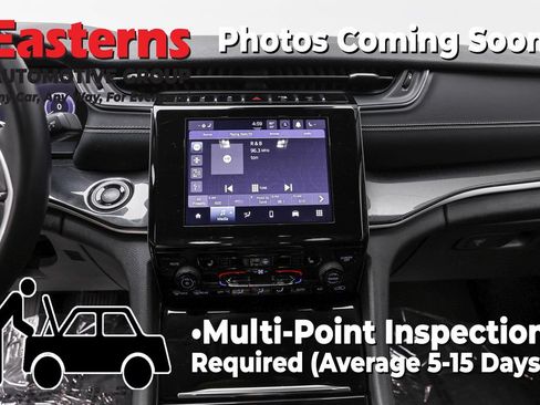 Used 2022 Jeep Grand Cherokee L Laredo w/ Luxury Tech Group I AWD/4WD image 12