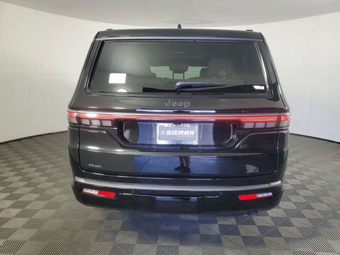 New 2026 Jeep Grand Wagoneer Limited AWD/4WD image 5