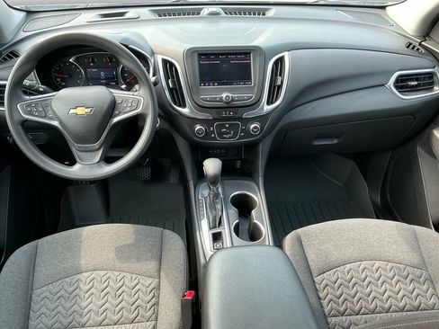 Used 2022 Chevrolet Equinox LT FWD image 11