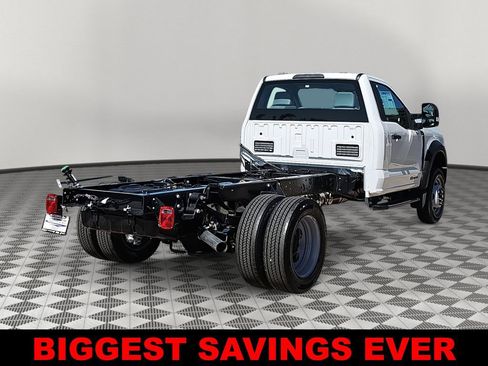 New 2025 Ford F550 4x4 Regular Cab Super Duty image 3