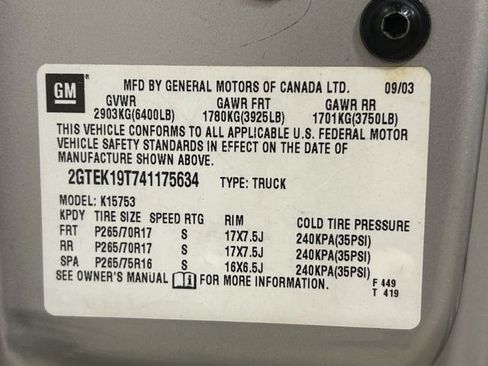 Used 2004 GMC Sierra 1500 SLE w/ Light Duty Power Package AWD/4WD image 31