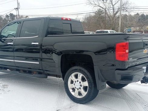 Used 2017 Chevrolet Silverado 2500 LTZ w/ Duramax Plus Package image 5