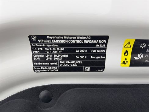 Used 2023 BMW X7 xDrive40i image 82