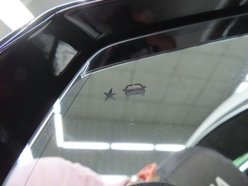 Used 2025 Cadillac XT4 Premium Luxury AWD/4WD image 60