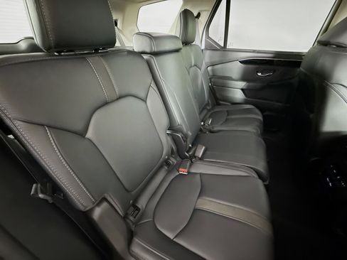 Certified 2023 Honda Pilot Touring image 35