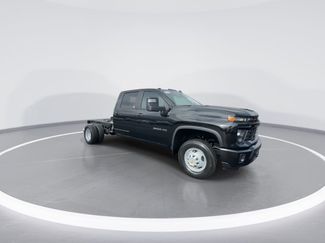 New 2026 Chevrolet Silverado 3500 W/T w/ WT Convenience Package video 2