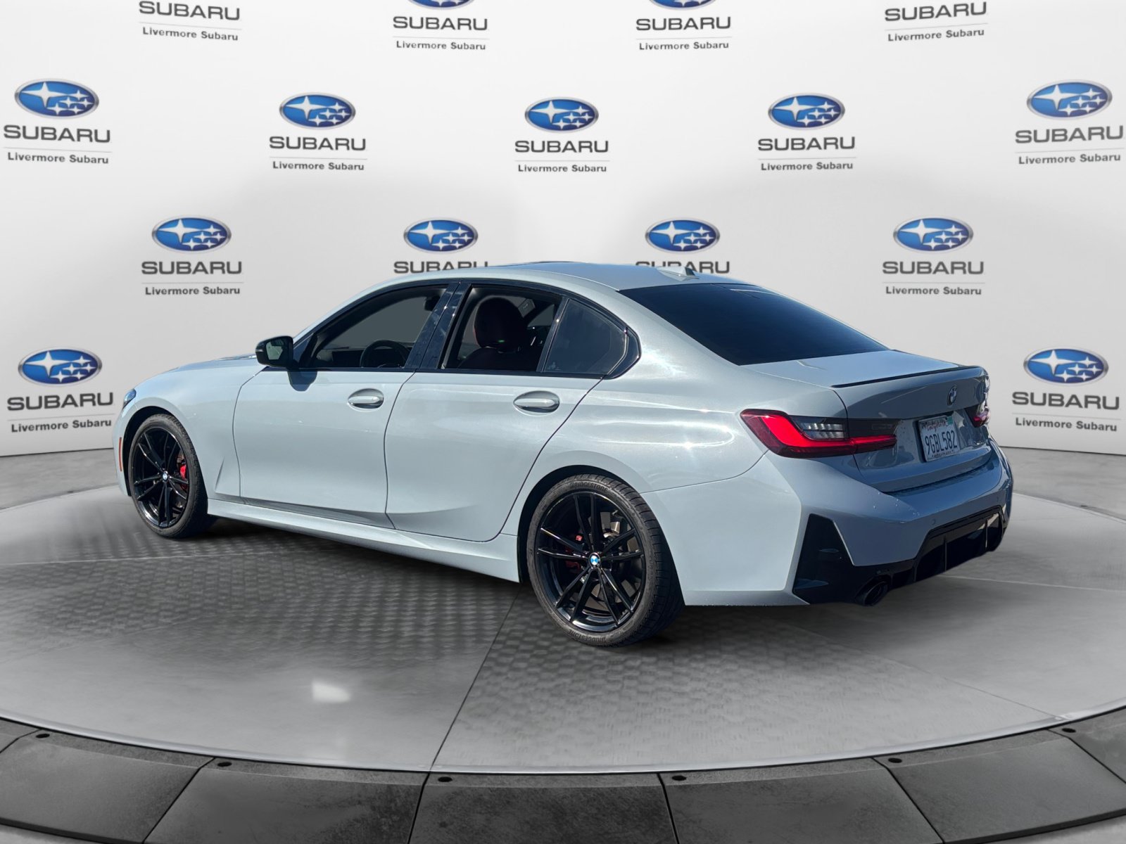 Used 2023 BMW 330i Sedan w/ M Sport Package RWD image 5