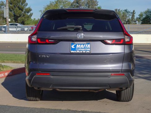 Used 2025 Honda CR-V EX image 6
