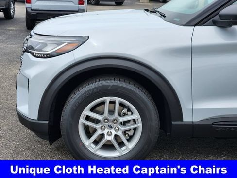New 2026 Ford Explorer Active RWD image 9