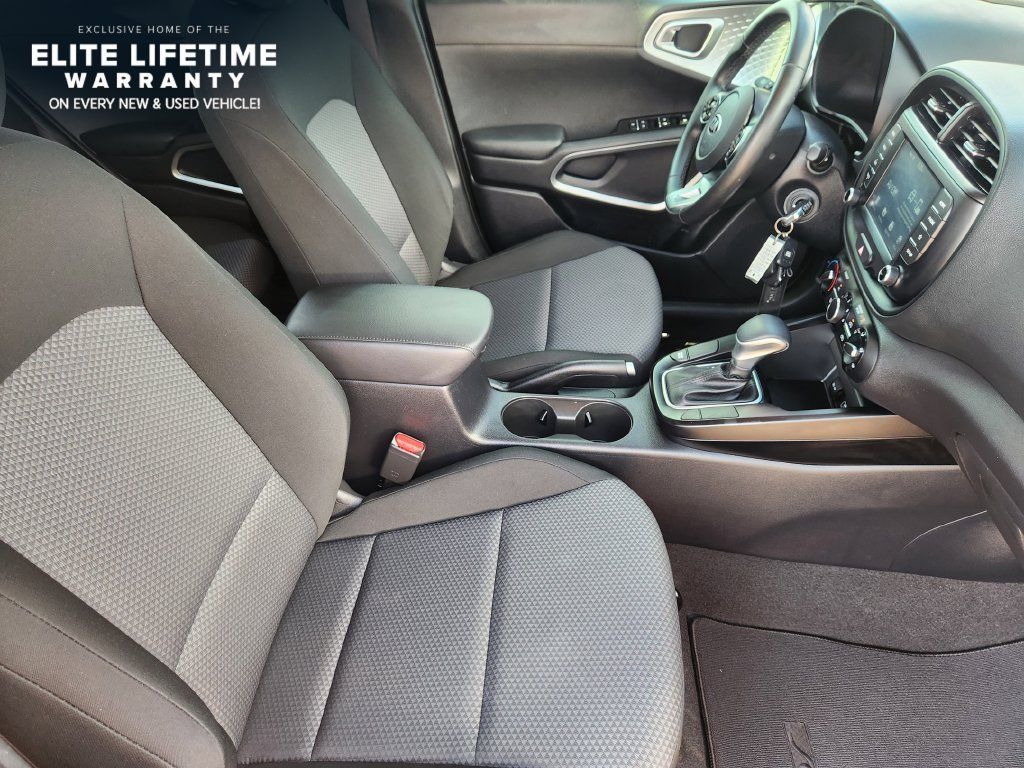 Used 2020 Kia Soul X-Line FWD image 13
