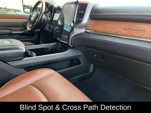 Used 2022 RAM 2500 Limited image 25