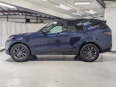 Used 2023 Land Rover Discovery S R-Dynamic image 26