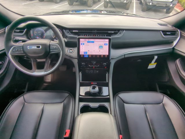 Used 2024 Jeep Grand Cherokee L Limited RWD image 18
