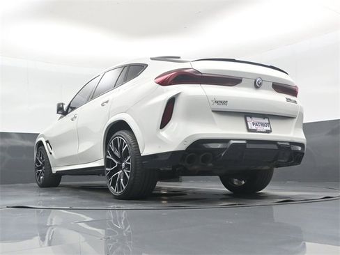 Used 2022 BMW X6 M Base w/ Competition Package image 43