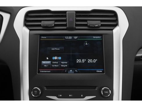 Used 2015 Ford Fusion SE w/ Equipment Group 202A image 14