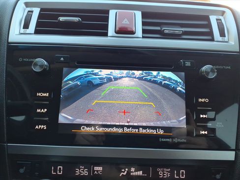 Used 2017 Subaru Outback 2.5i Premium image 21