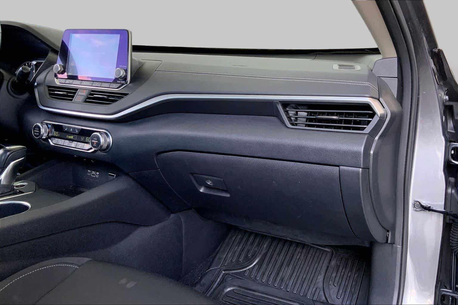 Used 2019 Nissan Altima 2.5 SV FWD image 19