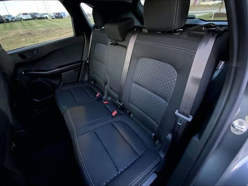New 2026 Ford Escape Active w/ Cold Weather Package FWD image 10
