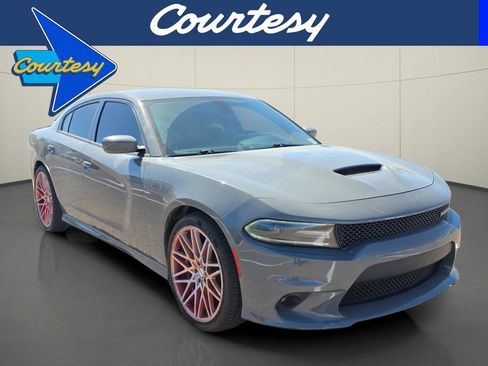 Used 2019 Dodge Charger GT RWD image 1
