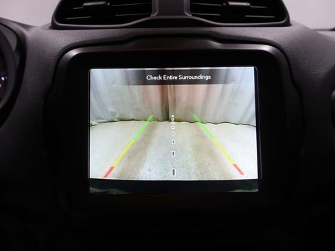 Certified 2023 Jeep Renegade Latitude w/ Sun/Sound Group AWD/4WD image 30