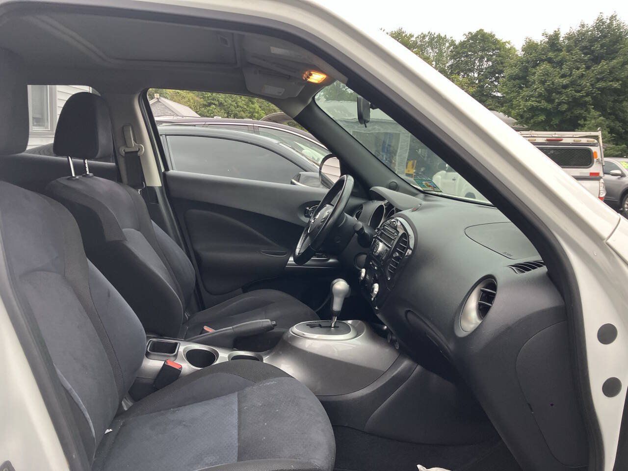 Used 2014 Nissan Juke SV AWD/4WD image 12
