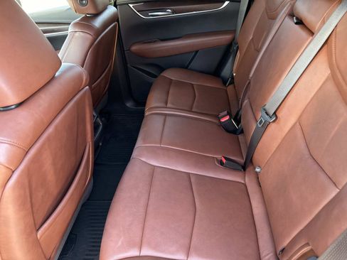 Used 2021 Cadillac XT5 Premium Luxury image 15