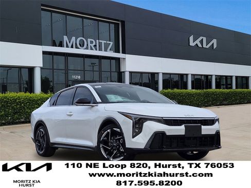 New 2025 Kia K4 GT-Line image 1