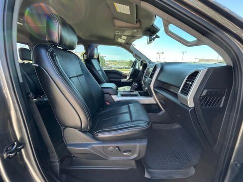 Used 2018 Ford F150 Lariat w/ Equipment Group 502A Luxury AWD/4WD image 33