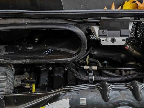 Used 2024 RAM ProMaster 2500 w/ Convenience Group image 24