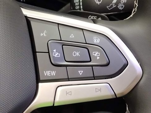 New 2026 Volkswagen Atlas SE image 27