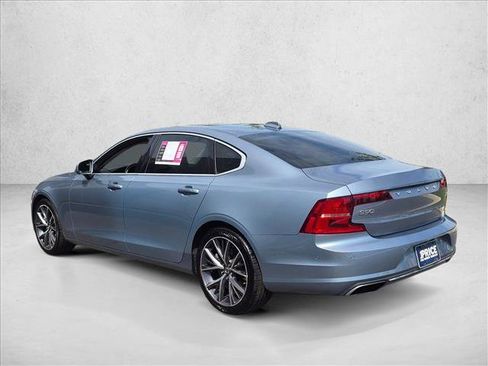 Used 2018 Volvo S90 T5 Momentum w/ Convenience Package FWD image 7