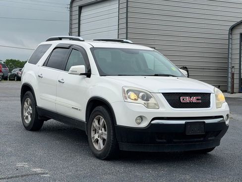 Used 2007 GMC Acadia SLT w/ Convenience Package FWD image 2