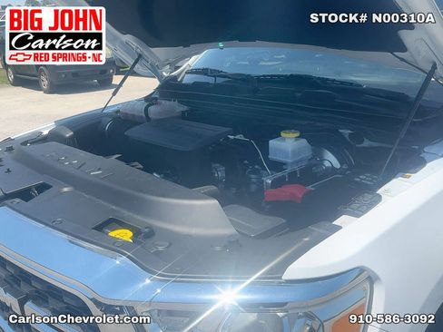 Used 2024 RAM 1500 Big Horn AWD/4WD image 11