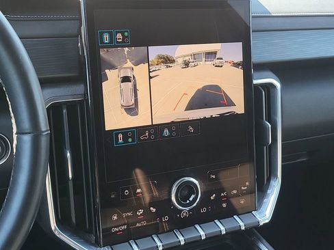 Certified 2024 GMC Acadia Elevation image 14