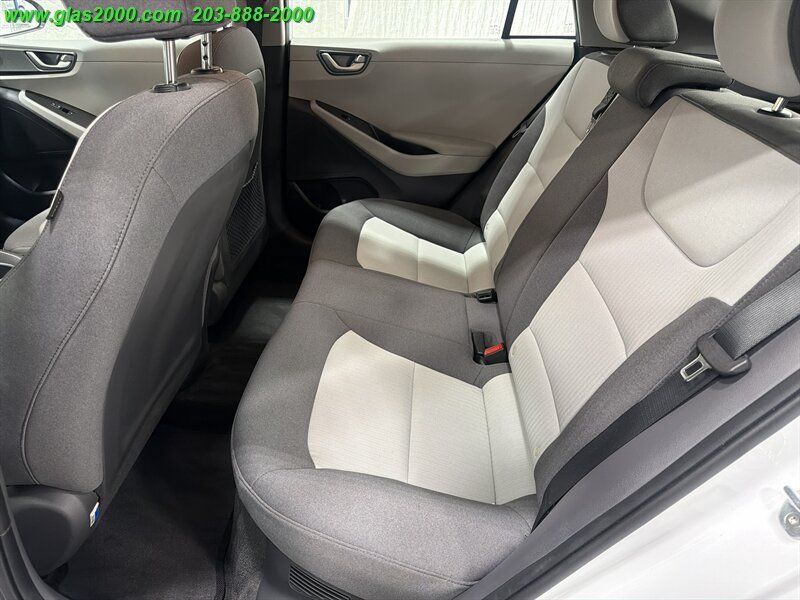 Used 2020 Hyundai Ioniq Blue FWD image 9