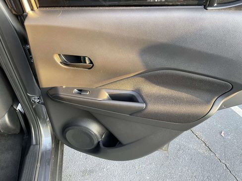 Used 2025 Nissan Kicks Play S image 45