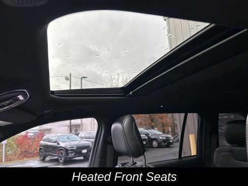 Used 2022 Jeep Grand Cherokee Altitude image 26