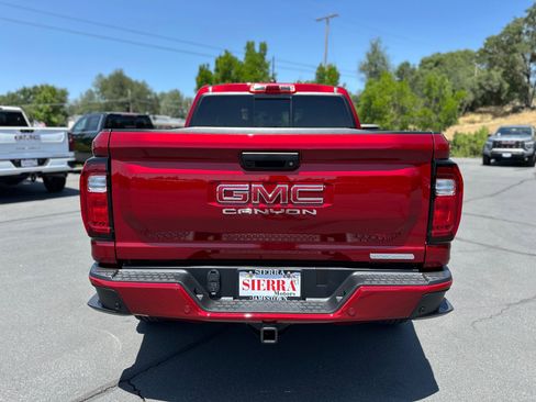 Used 2025 GMC Canyon Elevation w/ Convenience Package RWD image 5