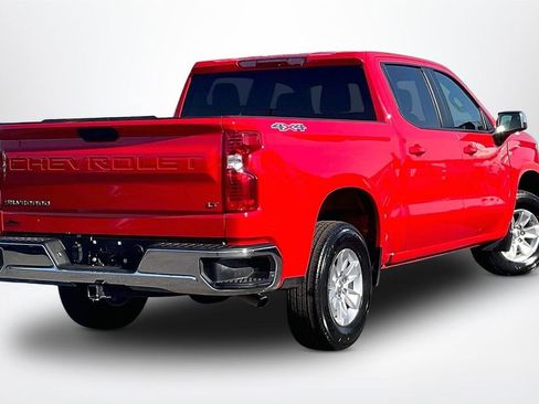Used 2025 Chevrolet Silverado 1500 LT AWD/4WD image 6