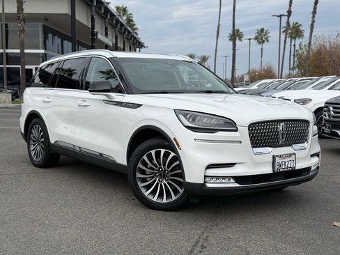Used 2021 Lincoln Aviator Reserve image 1