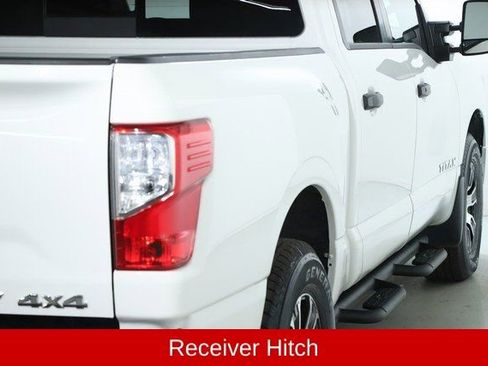Used 2024 Nissan Titan SV w/ SV Convenience Package image 46