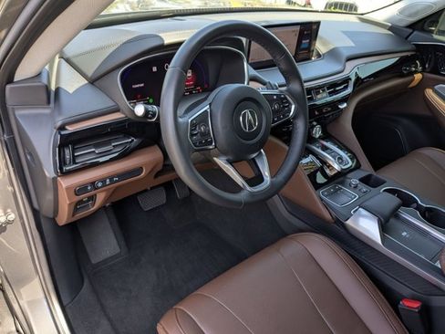 Used 2024 Acura MDX SH-AWD w/ Technology Package image 11