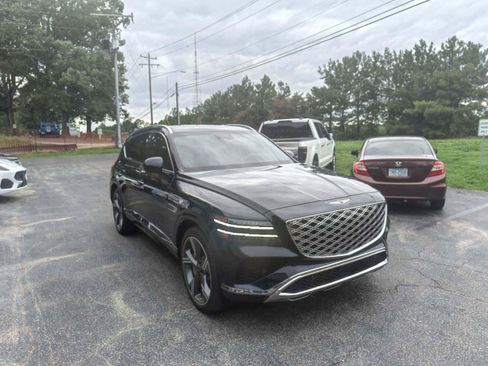 Used 2025 Genesis GV80 3.5T Prestige AWD/4WD image 3