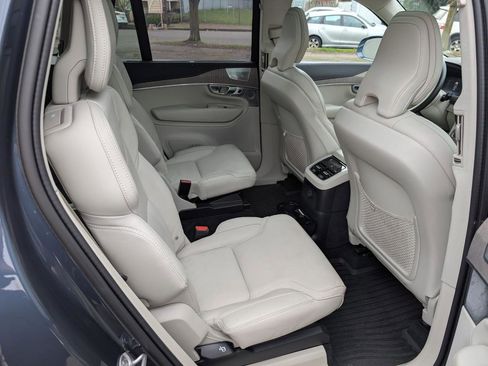 Used 2024 Volvo XC90 T8 Ultimate w/ Protection Package Premier image 18